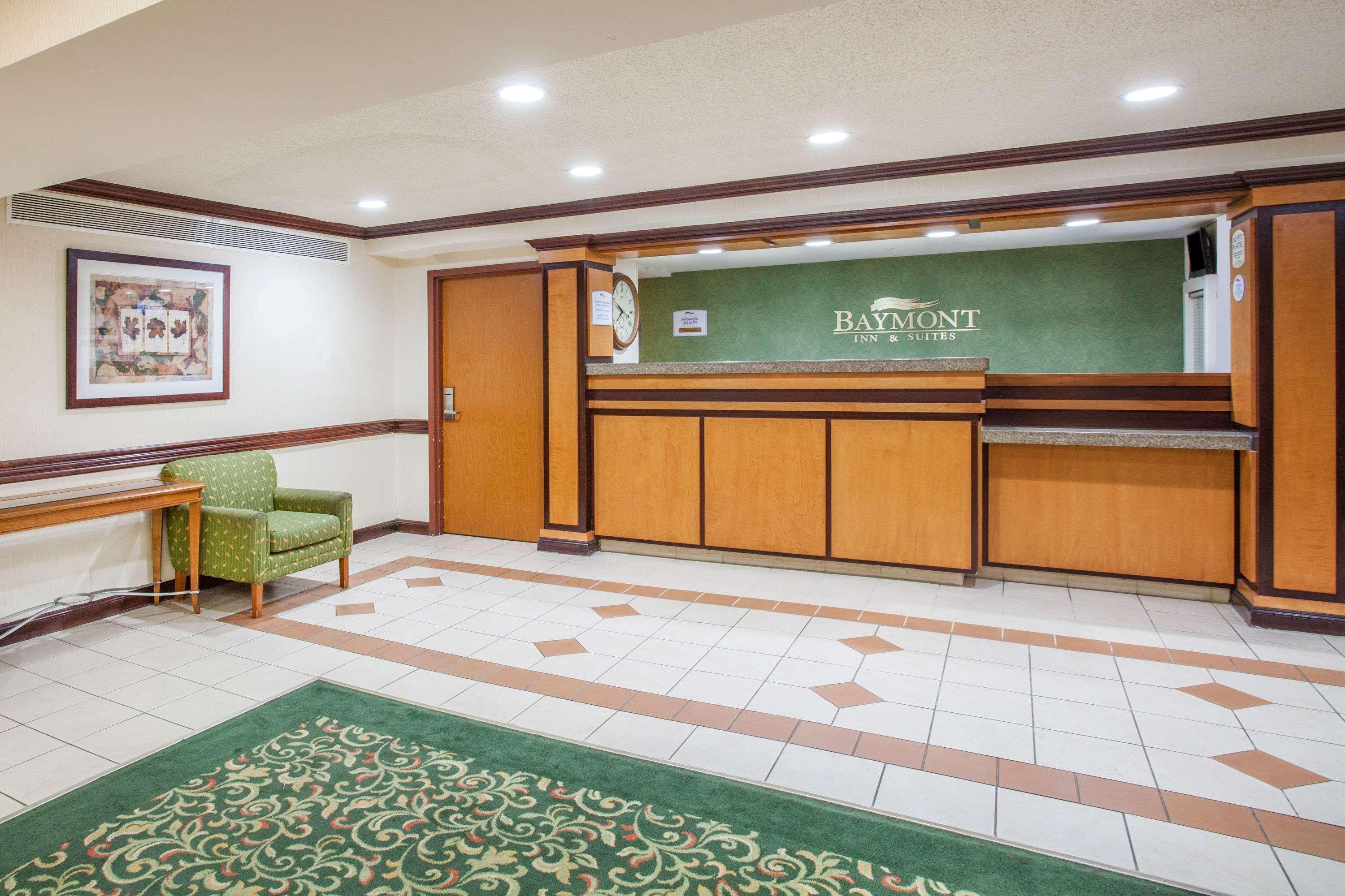 Baymont By Wyndham Madison Heights Detroit Area Hotel Buitenkant foto